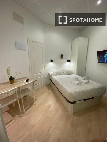 madrid, Community of Madrid 28015 - Foto 2