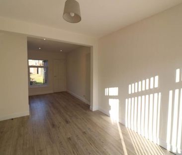 2 bedroom semi-detached house to rent - Photo 4