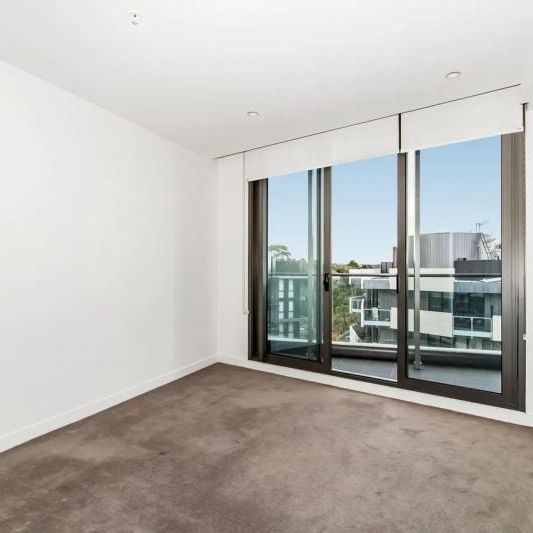 Corner with additional study and Internal balcony - Photo 1