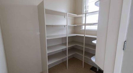 CLSOE TO PEKAPEKARAU PRIMARY SCHOOL - Photo 3