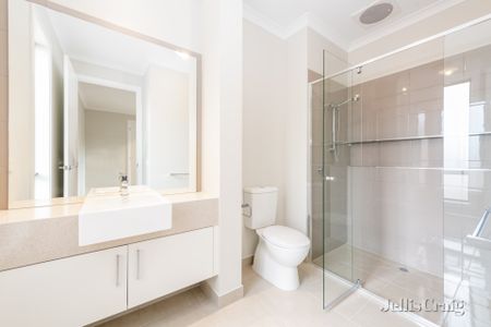 1/61 Woonah Street, Chadstone - Photo 2