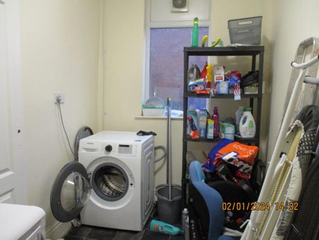 1 bedroom house of multiple occupation to rent - Photo 5