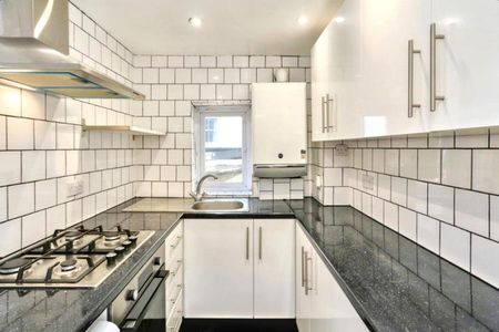 2 bedroom flat to rent - Photo 4