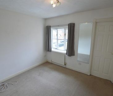 2 bedroom semi-detached house to rent - Photo 6