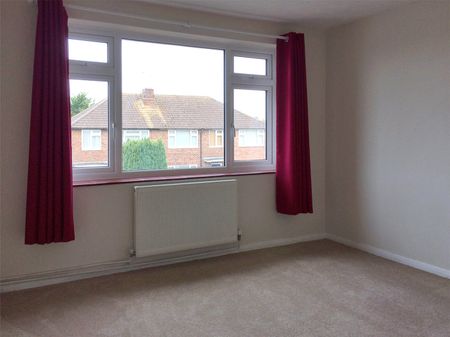 Oaklands Way, Basingstoke, Hampshire, RG23 - Photo 3