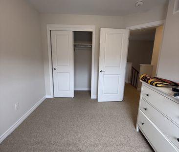 1082 Kijik Crescent - Photo 2