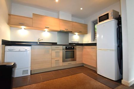 1 bedroom flat to rent - Photo 3