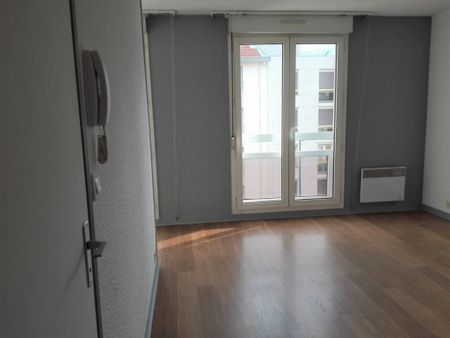 Résidence Le Brasilia 16 boulevard Joseph Girod, 63000, Clermont-Ferrand - Photo 2