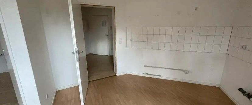 3 Zimmer Wohnung in Stuttgart Mitte 70182 - Jobcenter möglich! - Photo 1