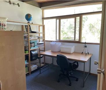 3 Bedroom home with Office/ 4th Bedroom in Quiet Location! - Photo 4