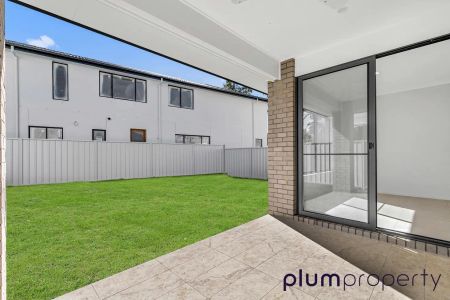 15 Scenic Road, Kenmore QLD 4069 - Photo 3
