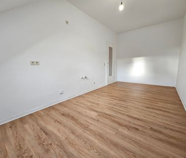 Großzügige 4,5 Zimmer Wohnung komplett renoviert - Photo 4