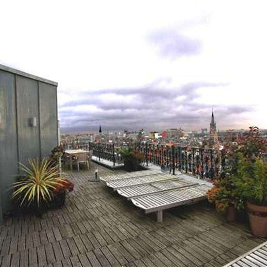 Prachtig appartement met 2 slaapkamers en terras - Photo 1