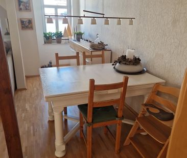 Gemütliche 4-Raum-Wohnung im Dachgeschoss mit Balkon - Photo 2