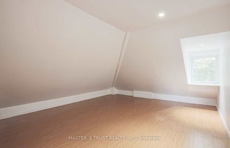 For Lease - 2668 Midland Avenue Unit# Upper, Toronto, Ontario - Photo 3