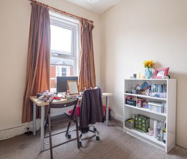 4 bedroom maisonette to rent - Photo 5