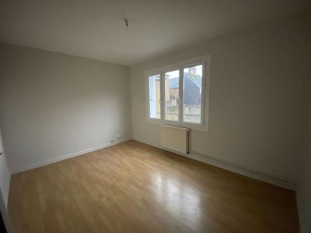 LAVAL, appartement T2 de 46 m² au 1er étage - Photo 4