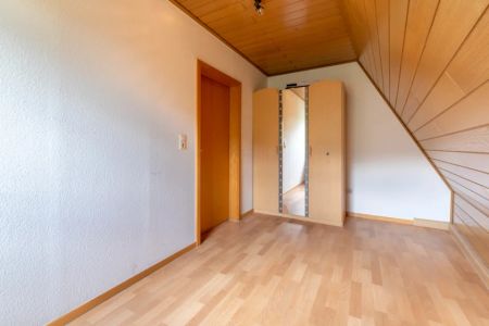 2-Zimmer-Dachgeschosswohnung in attraktiver Lage von Lünen-Süd! - Photo 2