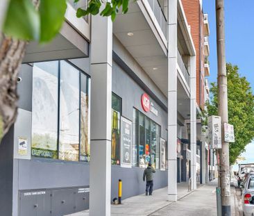 Stylish 2-Bedroom Apartment in Coburg - Photo 2