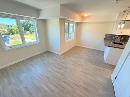 For Lease - 370 Fisher Mills Road Unit# C60, Cambridge, Ontario - Photo 2