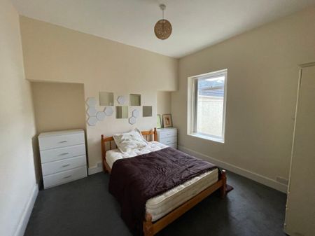 Chaddesley Terrace, Swansea, SA1 - Photo 3