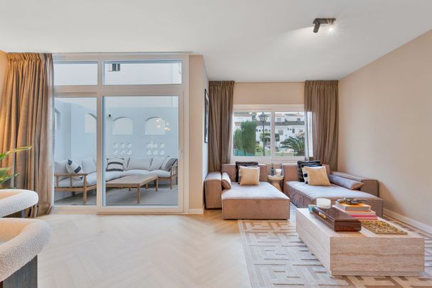 Townhouse in Guadalmina Baja - Foto 1