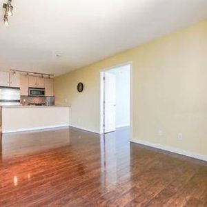 Richmond Lansdowne 2bed2bath Apartment - Photo 2