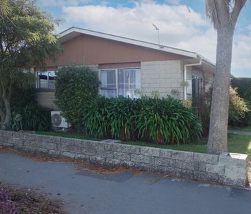 Tidy 2 Bedroom in Sydenham - Photo 1