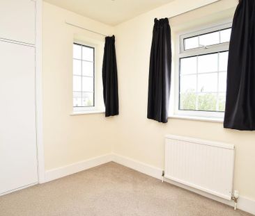 4 bedroom detached house to rent - Photo 5