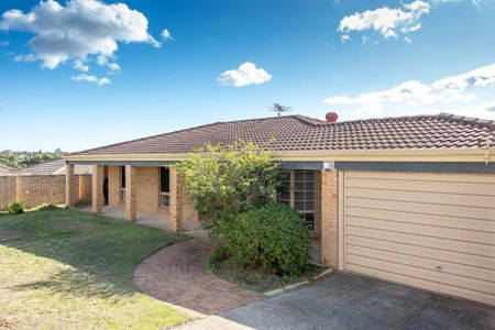 NEAT & TIDY HOME WITH POWERED SHED!! - Photo 4