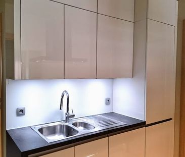 Appartement te huur - Photo 1