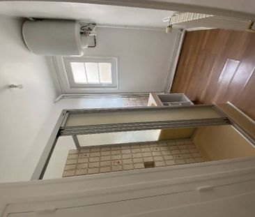 Location Appartement 2 pièces 34m² - Photo 3