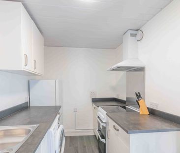 1704L - Seafield Road (nr Leith Links), Edinburgh, EH6 7LD - Photo 1