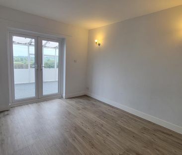 5 bedroom detached house to rent - Photo 2