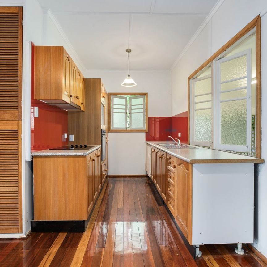 9 Stuart Street, 4305, Eastern Heights Qld - Photo 1