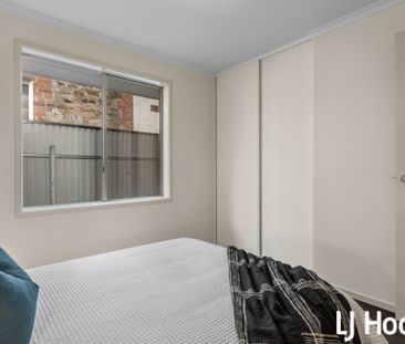 Beautiful Family Home - Photo 3