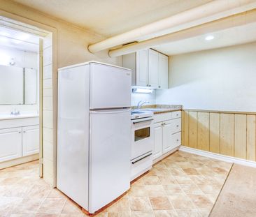 For Lease - 1110 Simcoe Street Unit# Basement #6, Oshawa, Ontario - Photo 6