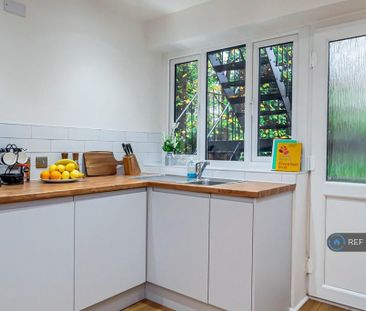 2 bedroom flat to rent - Photo 6