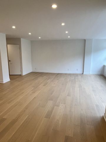 755 Avenue Road - Photo 3
