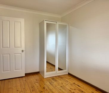PRIME LOCATION - Photo 3