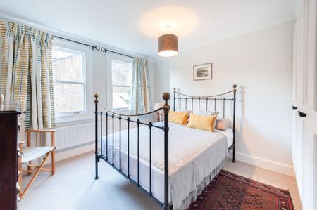 Pembridge Crescent, Notting Hill, W11 - Photo 3