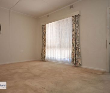 11 Edinburgh Terrace, Port Augusta - Photo 2