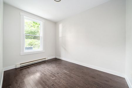 Condo for rent, Montréal (Le Sud-Ouest) - Photo 5