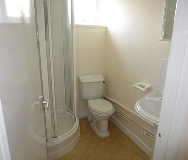1 bedroom property to rent - Photo 2