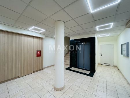 Kompaktowe mieszkanie przy Placu Szembeka - Photo 2