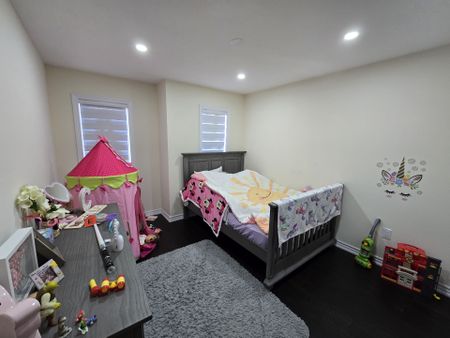 For Lease - 130 Whithorn Crescent, Haldimand, Ontario - Photo 4