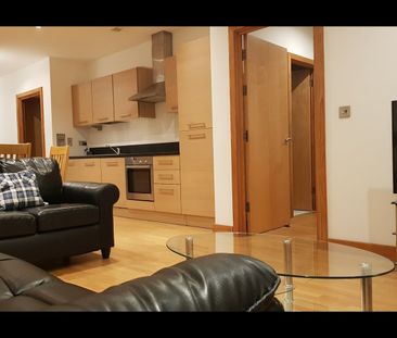 2 Bed Flat, Roach Road, E3 - Photo 4