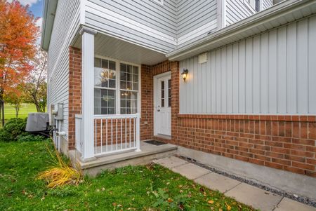 For Lease - 548 ABERFOYLE Circle, Kanata, Ontario - Photo 2