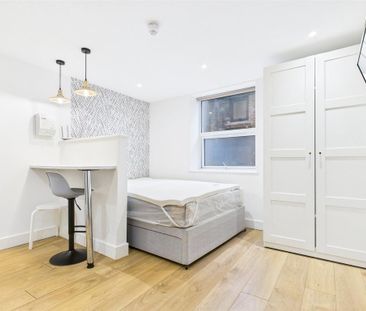 Studio to rent - Photo 2