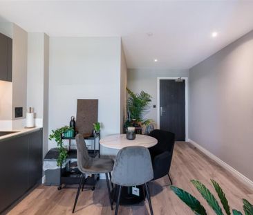 3 bedroom terraced house to rent - Photo 2